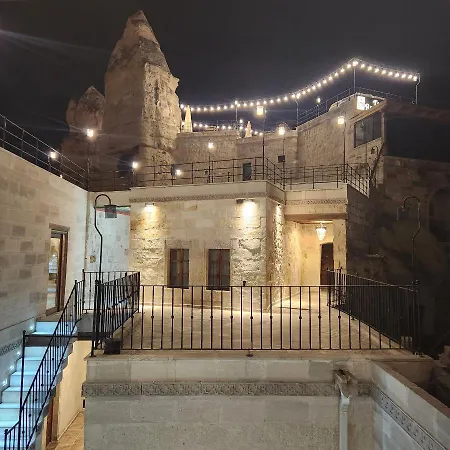 Noah's Ark Cave ギョレメ