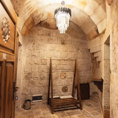 Hotel Noah's Ark Cave 3*