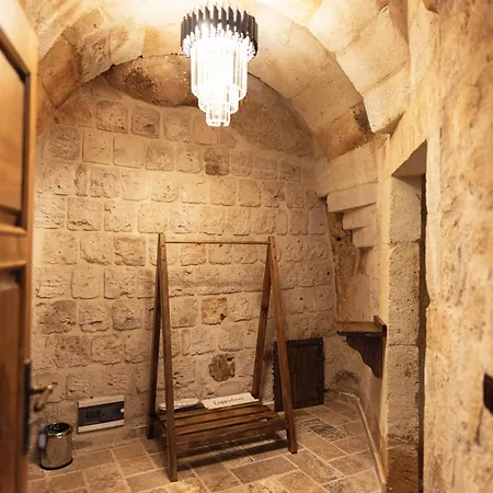 Noah's Ark Cave 3*