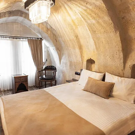 Noah's Ark Cave Szálloda 3*