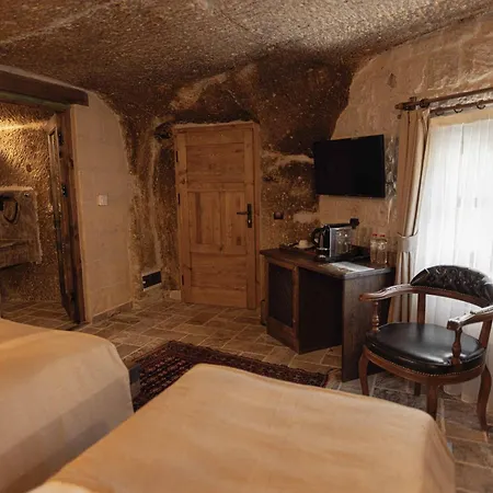 Hotel Noah's Ark Cave