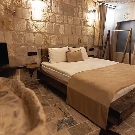 Hotel Noah's Ark Cave 3*