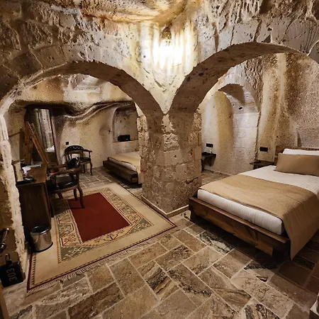 Noah's Ark Cave 3*