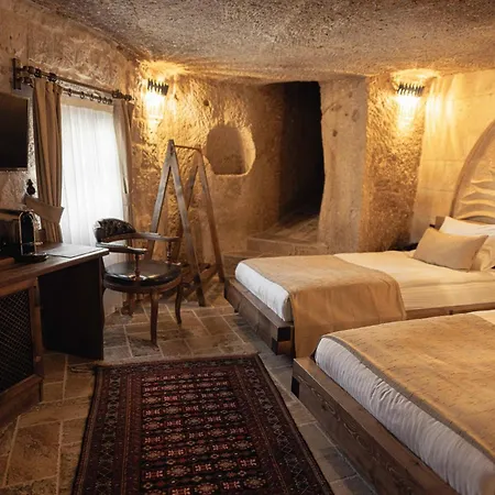 Hotel Noah's Ark Cave