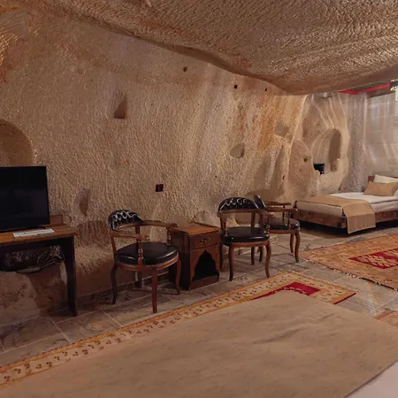 Hotel Noah's Ark Cave