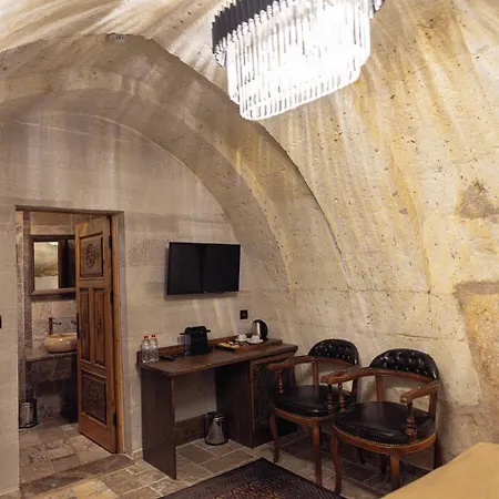 Noah's Ark Cave Hotel 3*