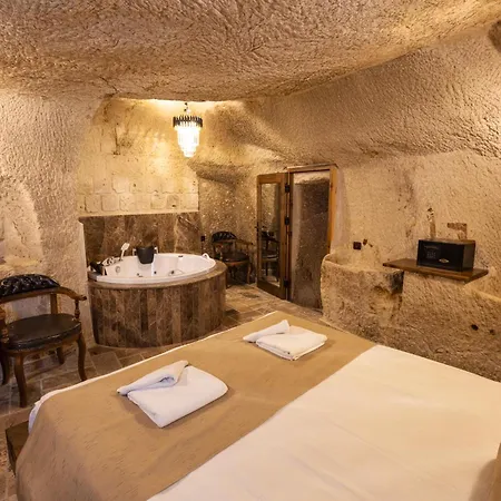 Noah's Ark Cave 3* Goreme