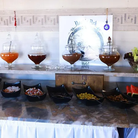 Noah's Ark Cave 호텔