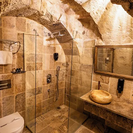 Noah's Ark Cave ギョレメ