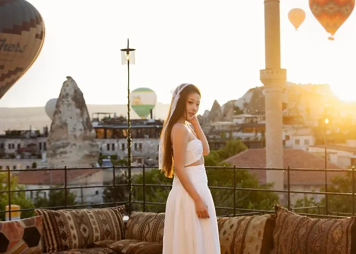 Noah's Ark Cave Hotel 3*