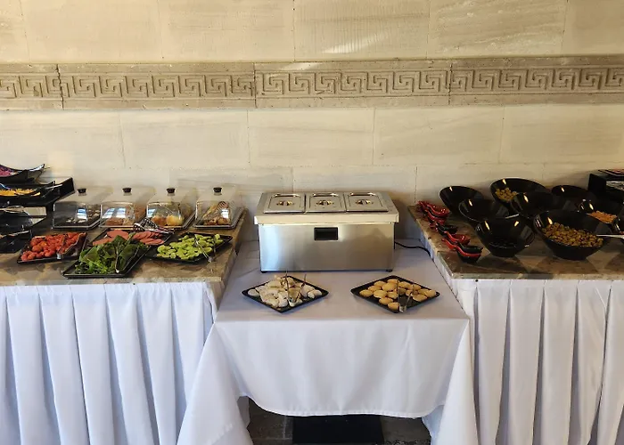 Noah's Ark Cave Hotel Göreme