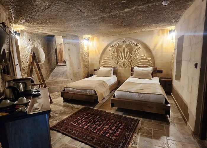 Hotel Noah's Ark Cave